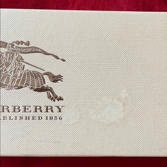 Burberry Glasses Box - Picture 2 of 4
